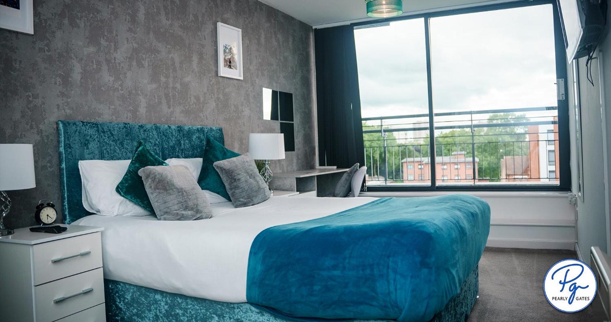Penthouse - Amazing City Skyline Views - Free Parking - Balcony - Utilita Arena - New St Station - Bullring Shopping Birmingham Exteriör bild